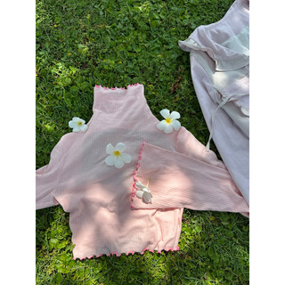 namae - Áo Dâu 🍓cổ lọ khoét lưng thun gân