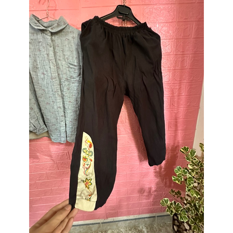 Pass quần linen thêu