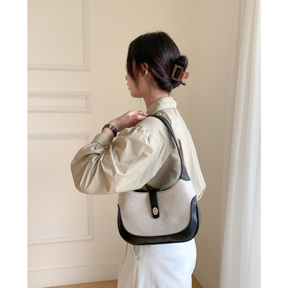 Túi xách nữ đeo vai kẹp nách Ceelyn vải canvas khâu tương phản retro thời thượng mẫu mới 2023 size 26 DT105