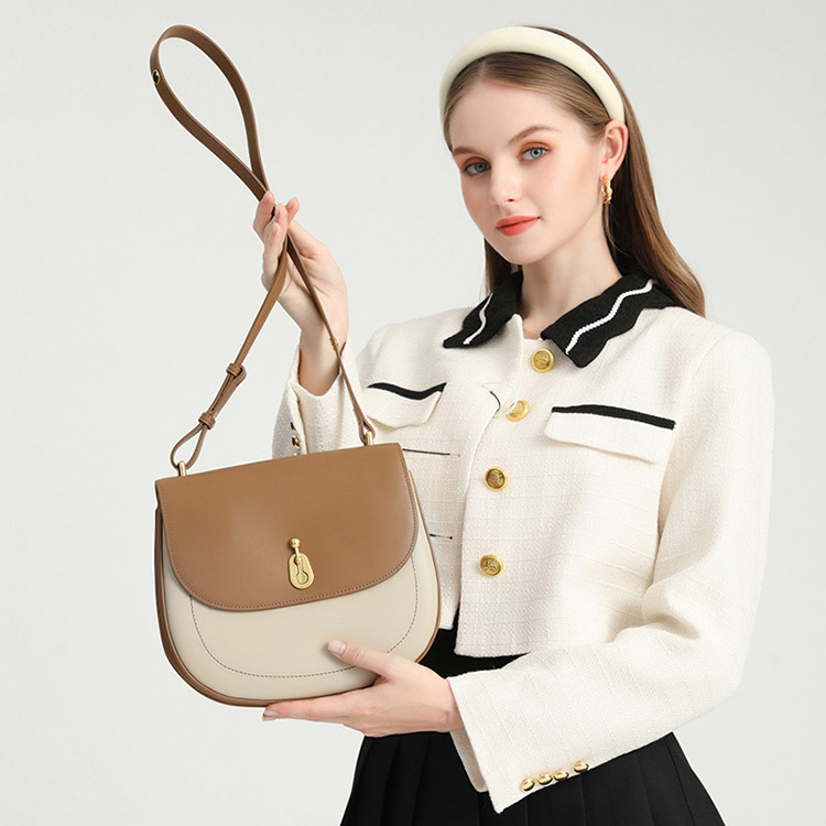 Eroca - Túi đeo vai da thật phối màu thời trang E2913