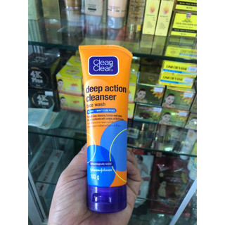 Sữa rửa mặt chống nhờn Clean and Clear Deep Action Cleanser 100g