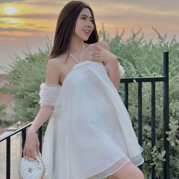 Set váy suông xòe mix quần short dáng ngắn tiểu thư cổ yếm tay bồng xinh xắn thời trang dành cho các nàng thơ tôn dáng
