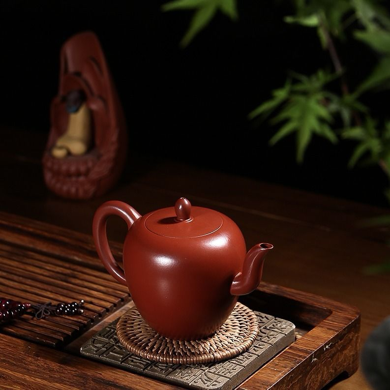 Ấm Mỹ Nhân Kiên