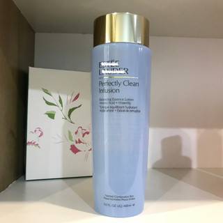 Nước hoa hồng cân bằng da Perfectly Clean Fresh Balancing Essence Treatment Lotion