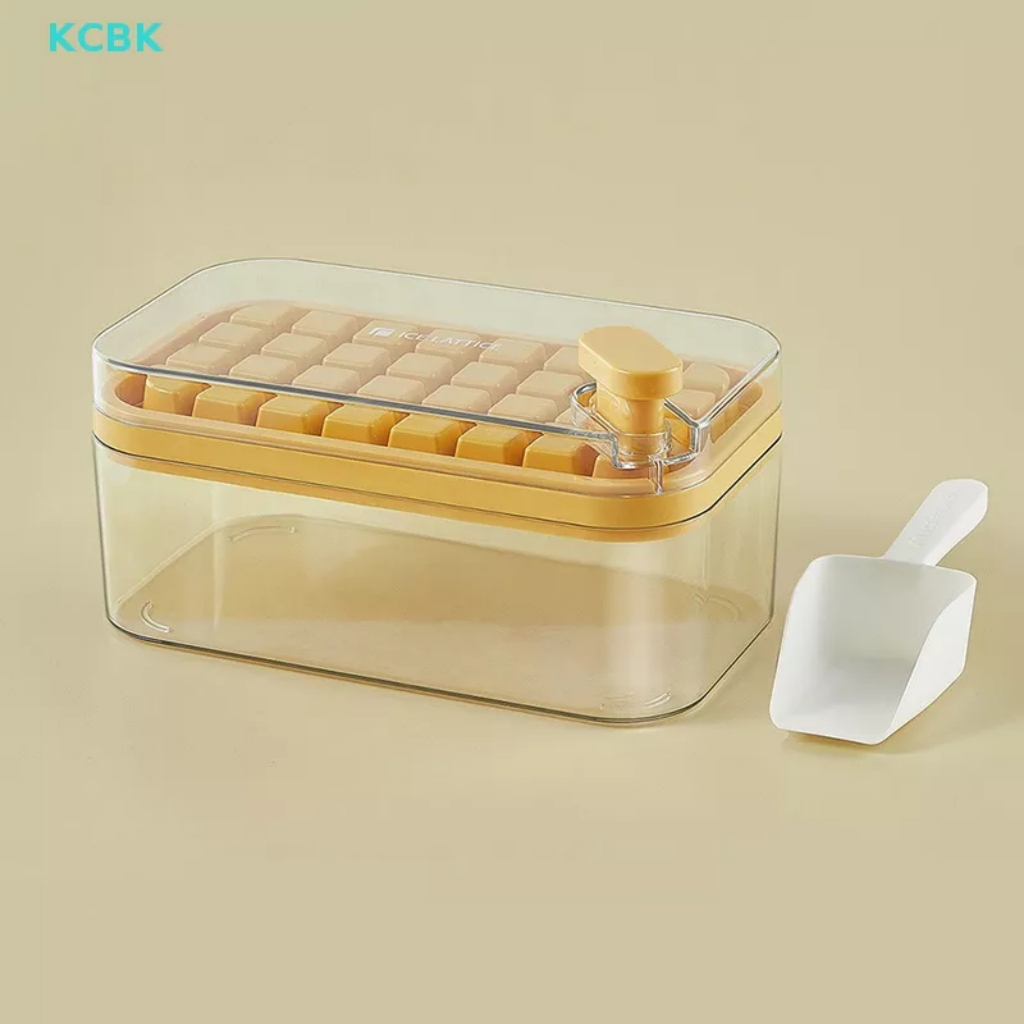 Khay Làm Đá Viên Bằng Nhựa 32 / 64 Ô Có Nắp Đậy T.linh