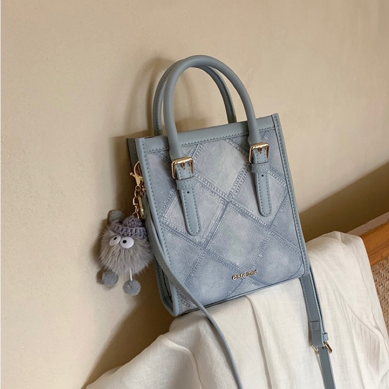 Túi đeo chéo họa tiết Jean không gấu Butterfly