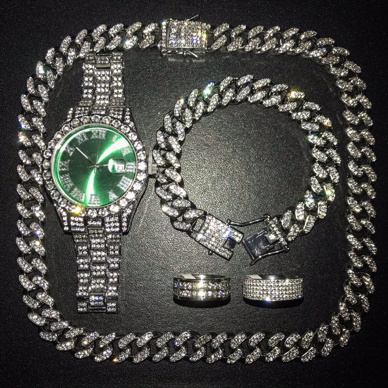 Đồng Hồ Đính Đá, Dây Chuyền, Vòng Tay & 2 Nhẫn Kim Cương Nhân Tạo Nam Nữ 2023 - CW