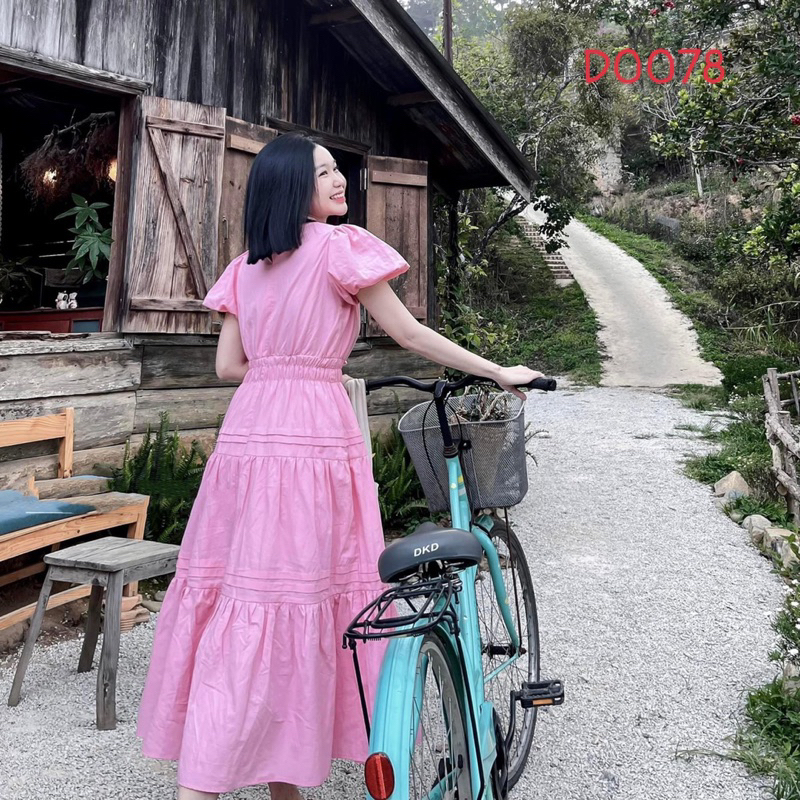 Đầm hồng xinh xắn