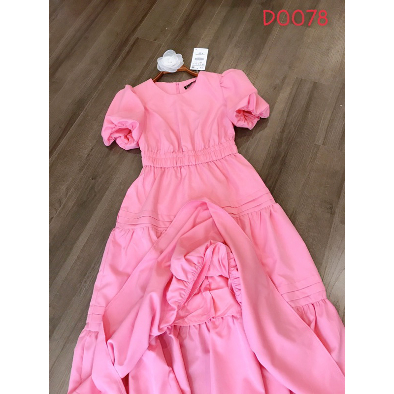 Đầm hồng xinh xắn