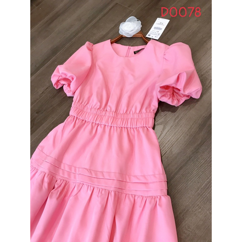 Đầm hồng xinh xắn