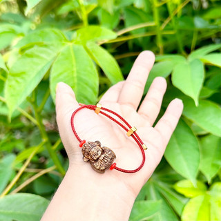 Chuyên giá sỉ - Vòng cước kim loại mix charm trầm hương thần tài may mắn