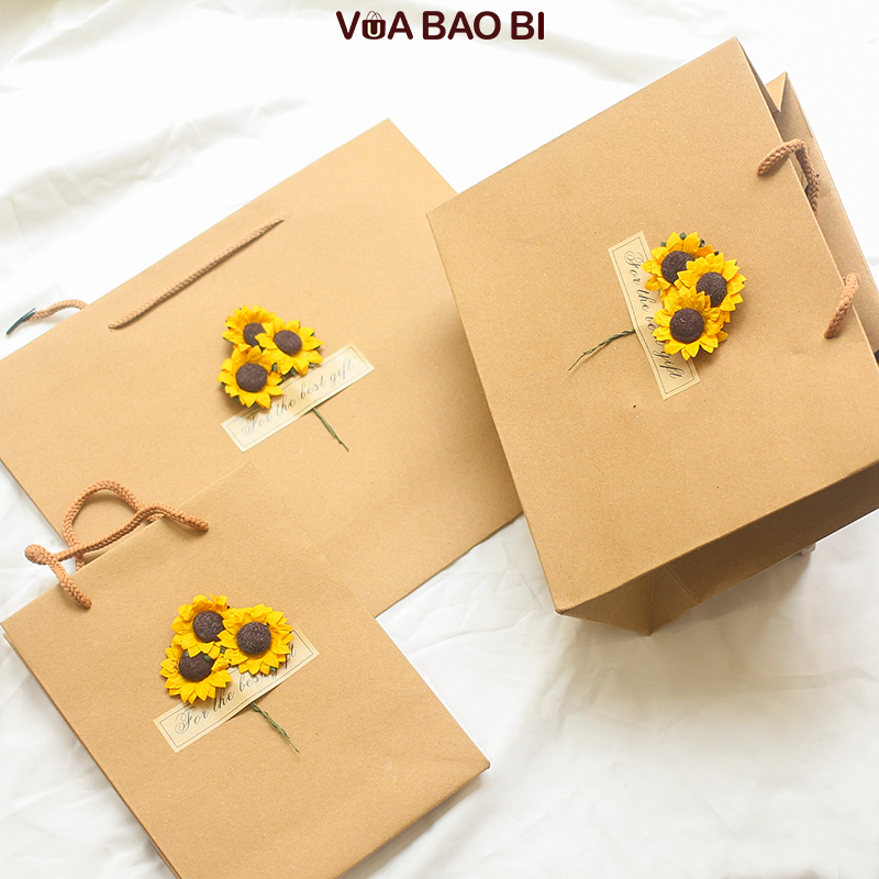 Túi quà sinh nhật, 20/10 giấy kraft đựng quà tặng gắn hoa hướng dương vintage T01 Vua Bao Bì quai xách chắc chắn