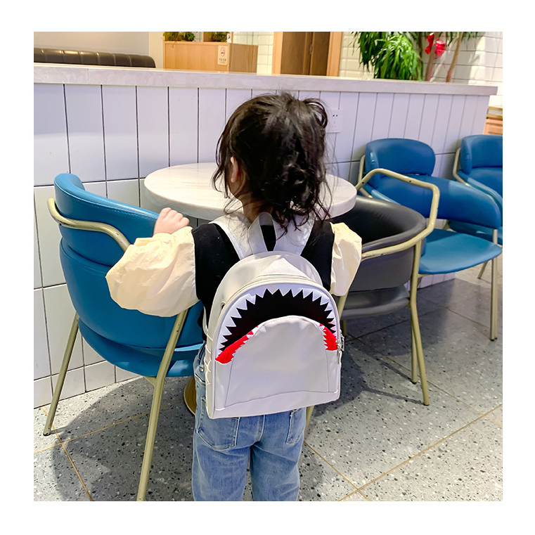 Balo đi học đi chơi hình cá mập cá tính cho bé trai bé gái