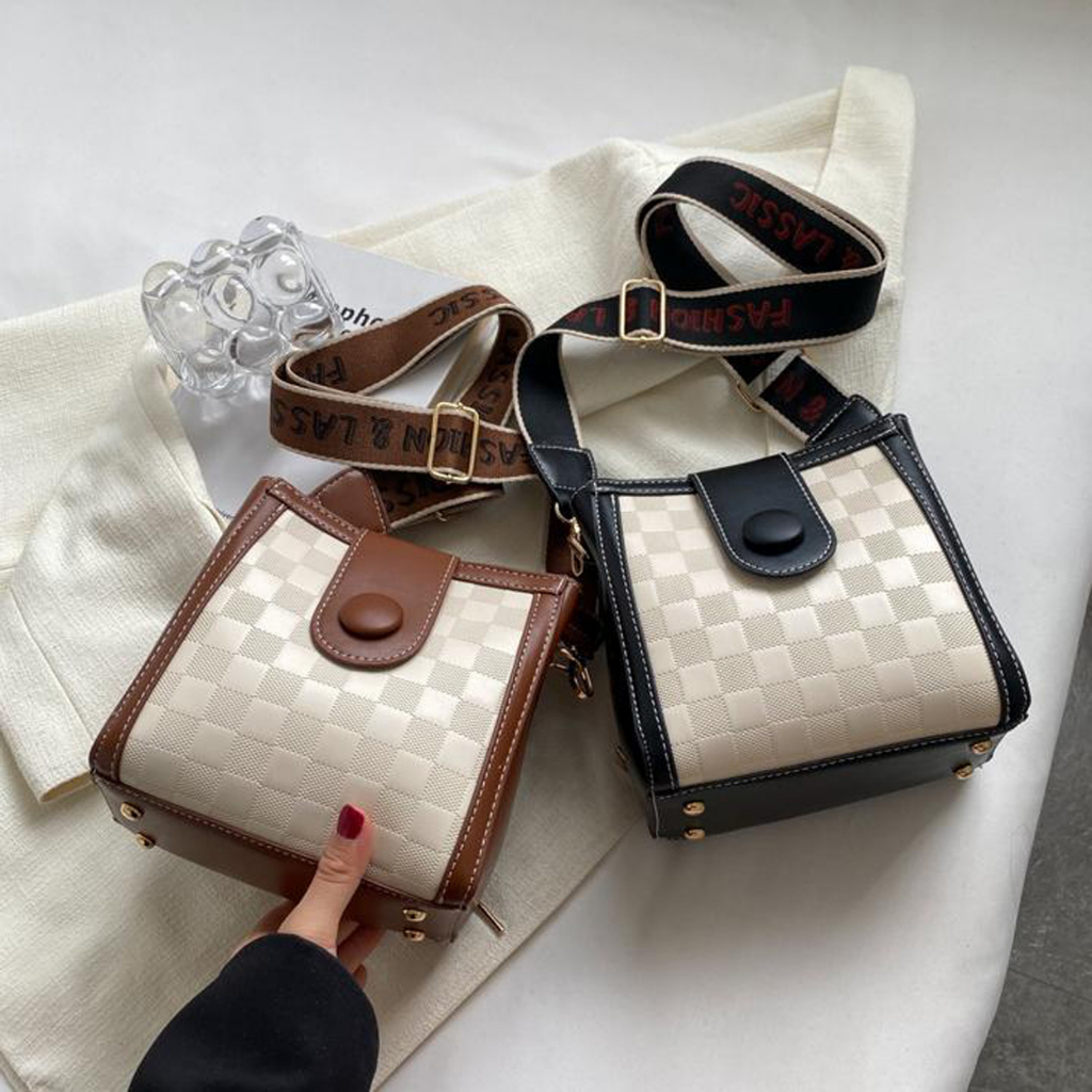 Túi xách nữ đeo chéo Bag.ThanhThu thời trang phong cách đi chơi đi du lịch Cúc kẻ ô 741