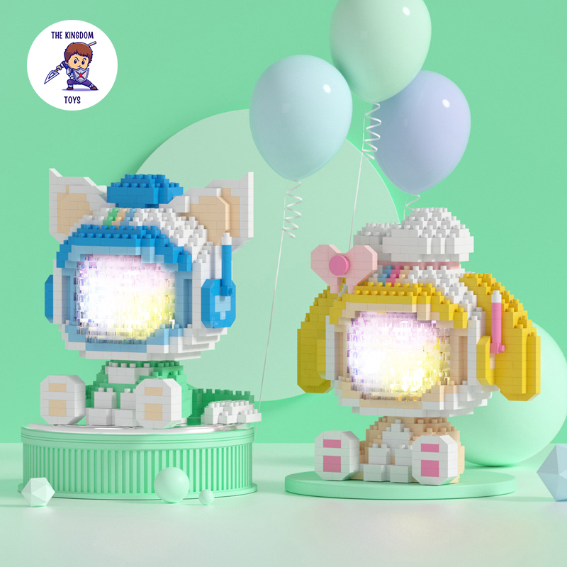 Đồ Chơi Lắp Ráp Mô Hình Phát Sáng Chuột Mickey / Vịt Donald / Gấu Duffy / Totoro  / LinaBell / StellaLou