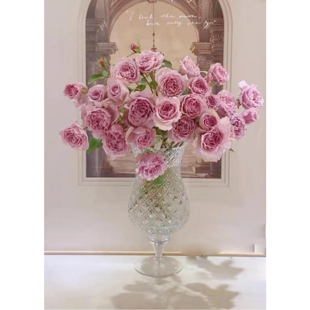 Lọ hoa thủy tinh chất đẹp sang, dáng ly trắng(có ảnh chụp thật).Lọ hoa h.O.a Decor