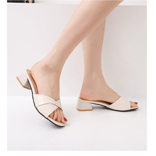 Dép nữ cao gót vuông 3p quai bản xếp chất liệu da bóng - G51