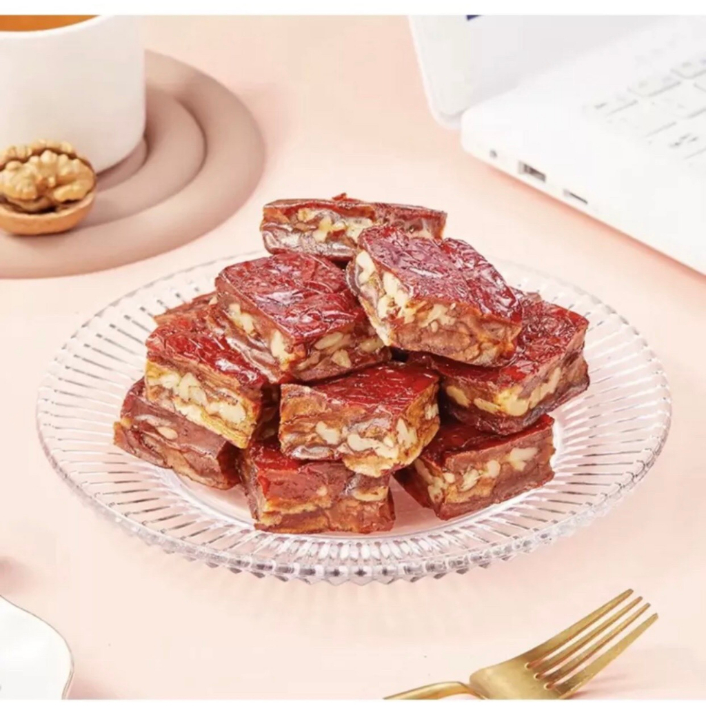 Bánh táo đỏ óc chó