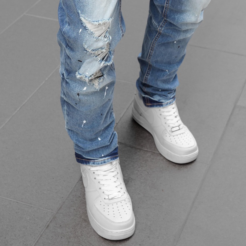 Quần jean nam cao cấp streetwear KQ31 màu xanh wash vẫy sơn rách bui bậm form slimfit chất jean co giãn, thoải mái.