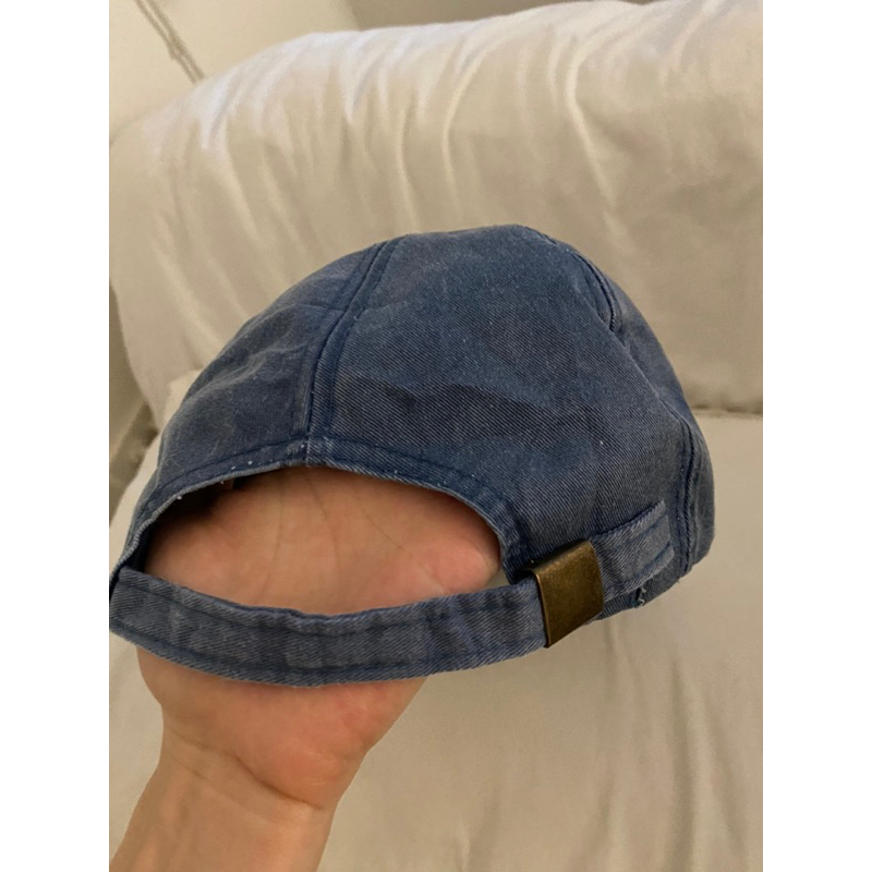 Mũ màu xanh bò basic