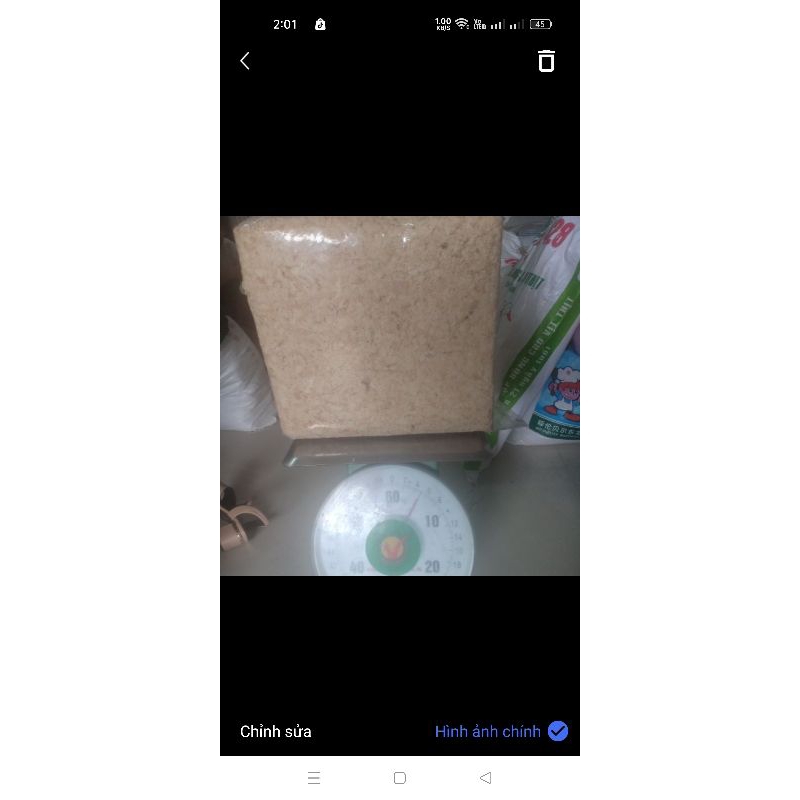 Mùn cưa thông khối 5kg nguyên bản( 50% bột thông 50% lá thông )