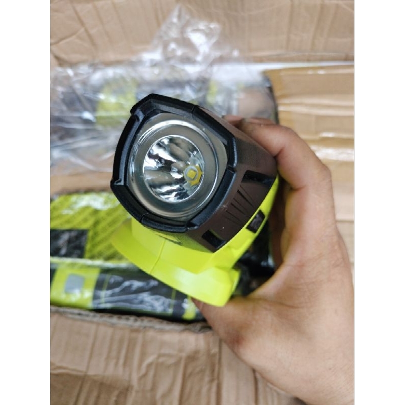 Đèn pin ryobi 18v bóng led