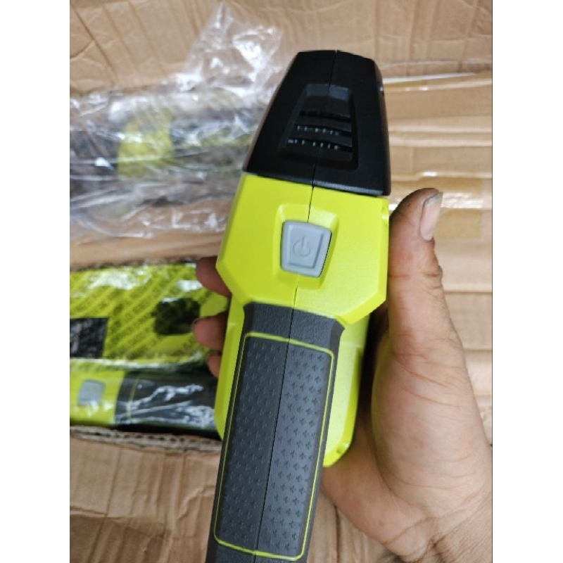 Đèn pin ryobi 18v bóng led