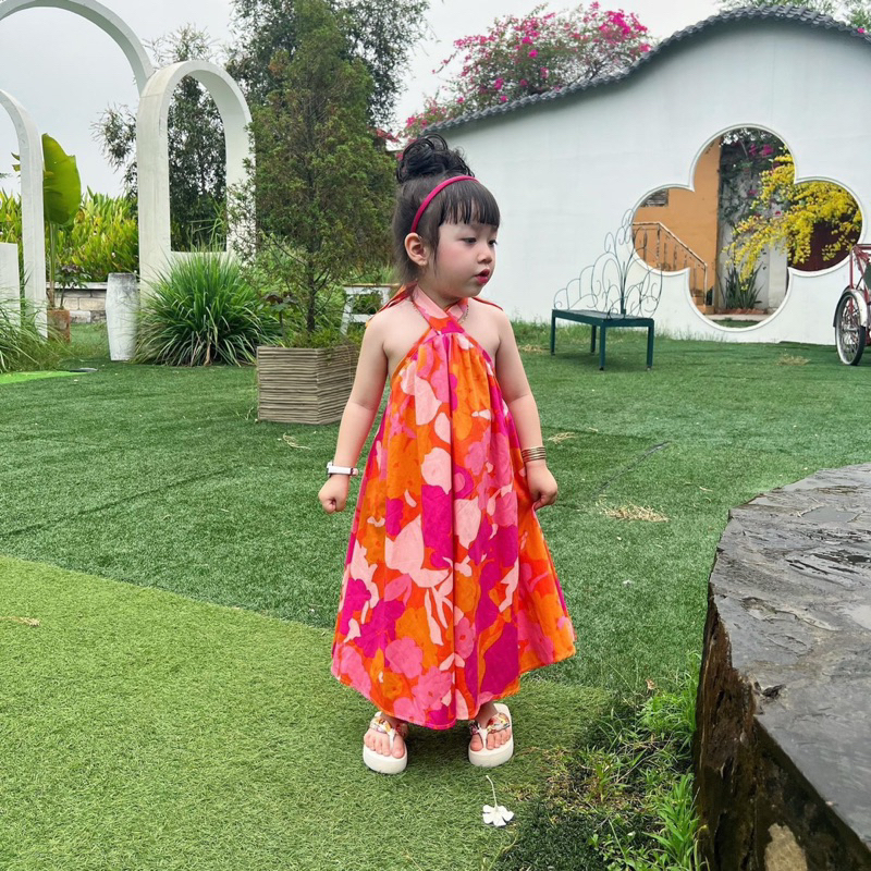 Váy đầm maxi đi biển hoa cam hồng cho bé gái 10-28kg