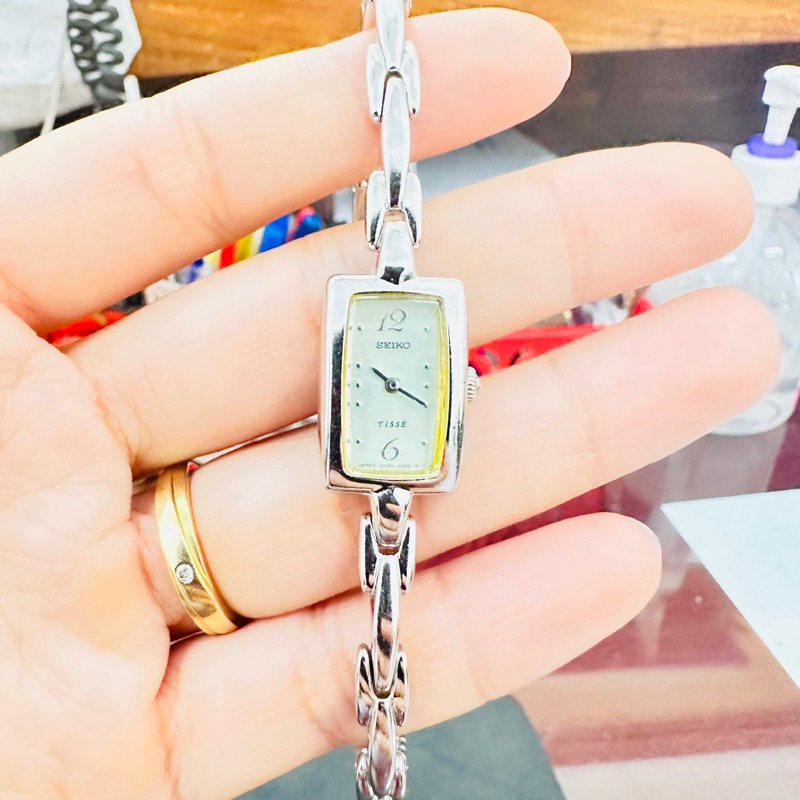 Đồng hồ nữ si nhật dáng lắc tay hiệu Seiko Tisse ( dòng cao cấp của seiko)
