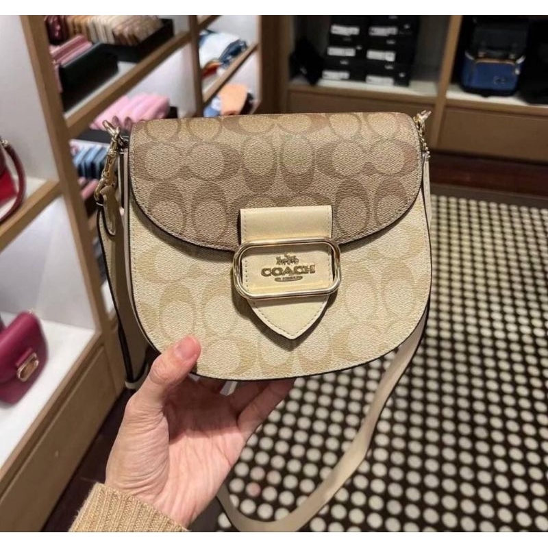 Túi COACH Morgan SADDLE dáng bầu