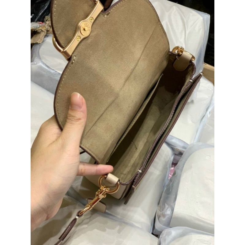 Túi COACH Morgan SADDLE dáng bầu