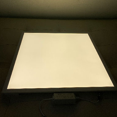 LED Panel 600 trung tính 4000K