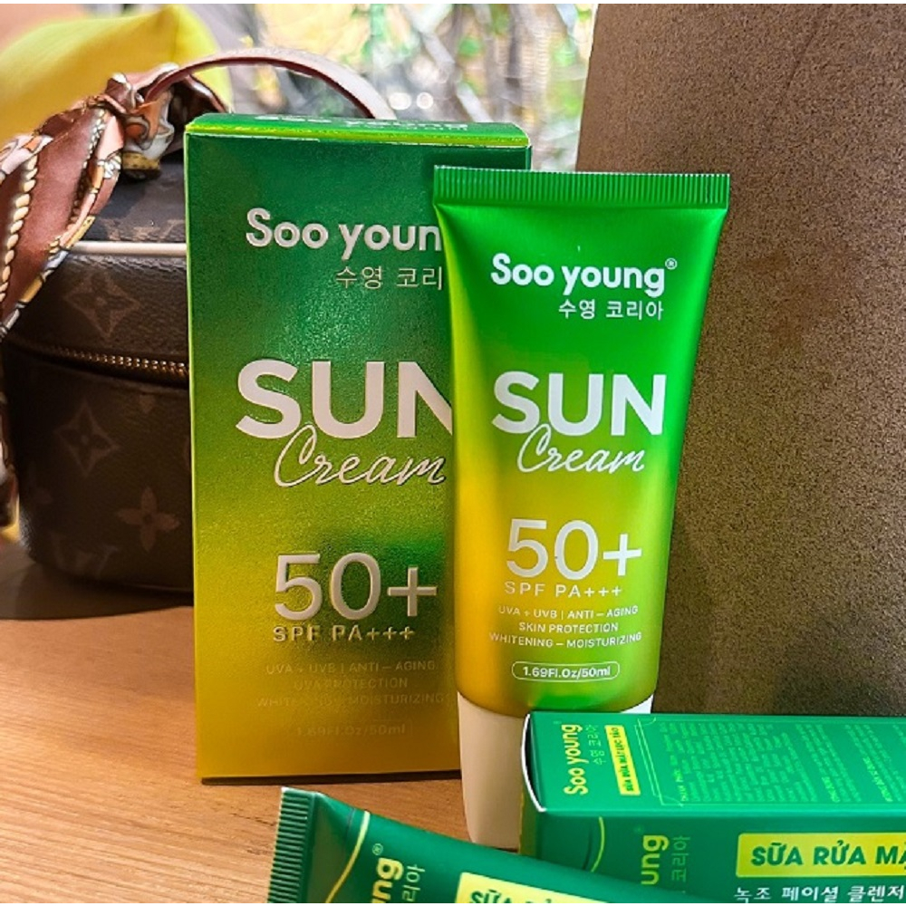 Kem Chống Nắng Soo Young mới 50ml tặng kèm rửa mặt lục tảo