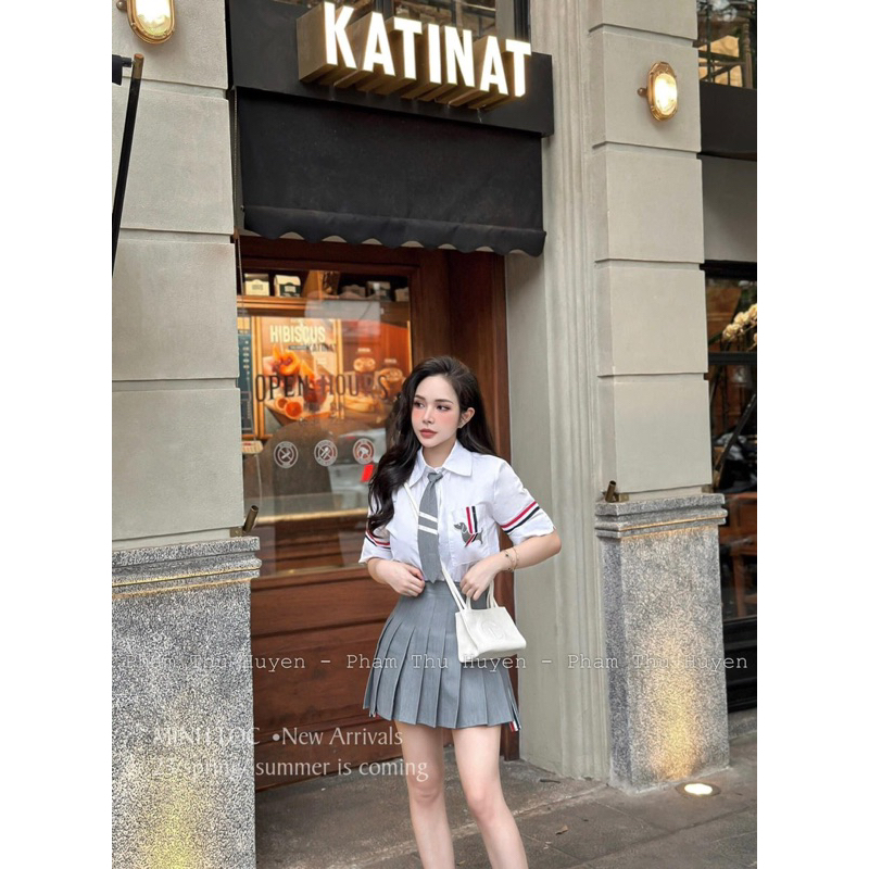 Set Cvay + Sơ Mi Thom Chó kèm cà vạt