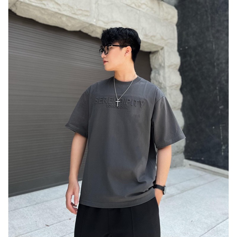 Áo Thun SERENDIPITY -  - In Chữ Dập Nổi - Xám/Đen/Kem/Nâu/Rêu