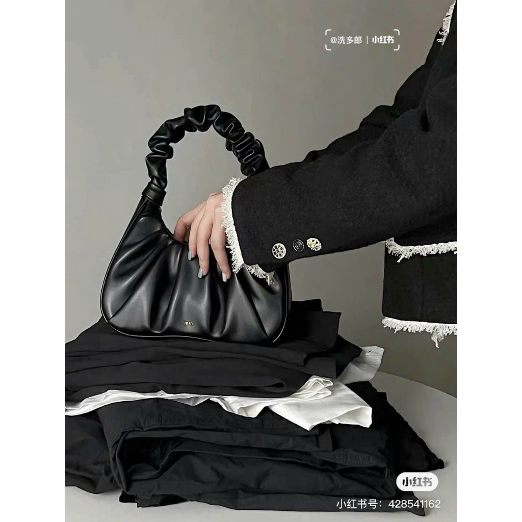 Túi Kẹp Nách JW PEI Gabbi Ruched Hobo Handbag Bản Vip Size 25 Full Box