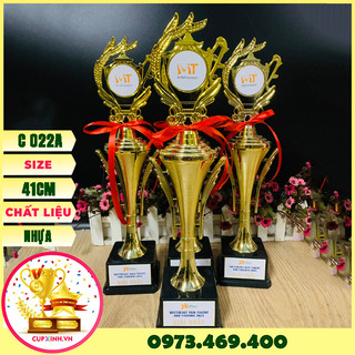 Cúp thể thao lưu niệm bóng đá huy chương vàng c022