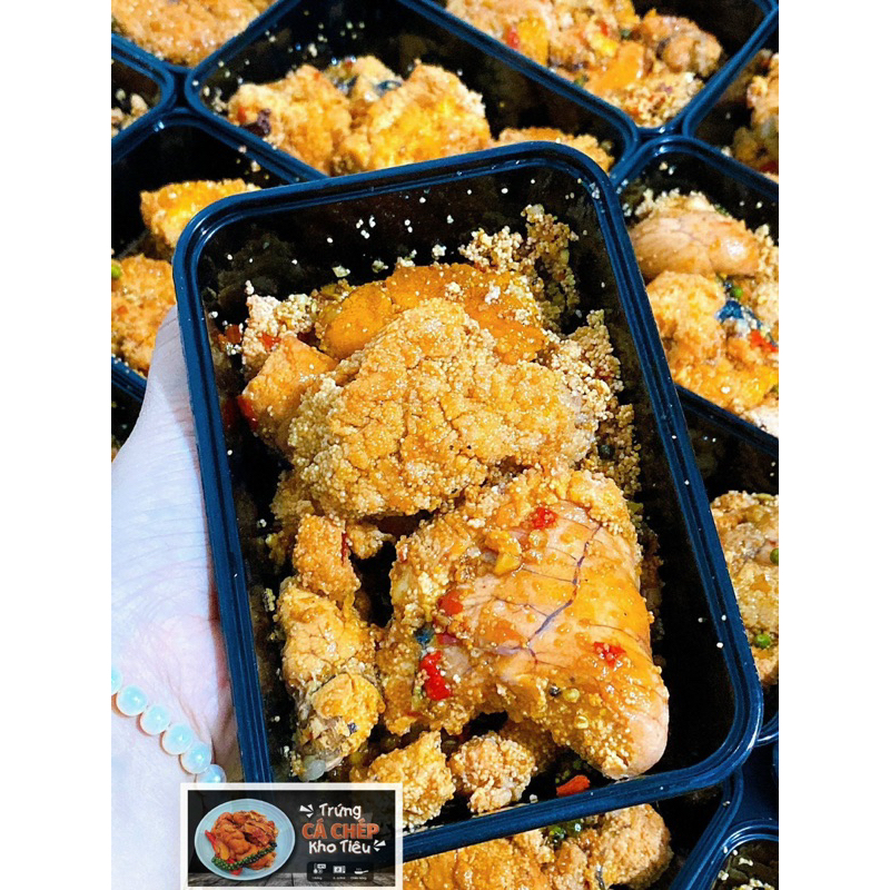 TRỨNG CÁ CHÉP KHO TIÊU: 135k/500g