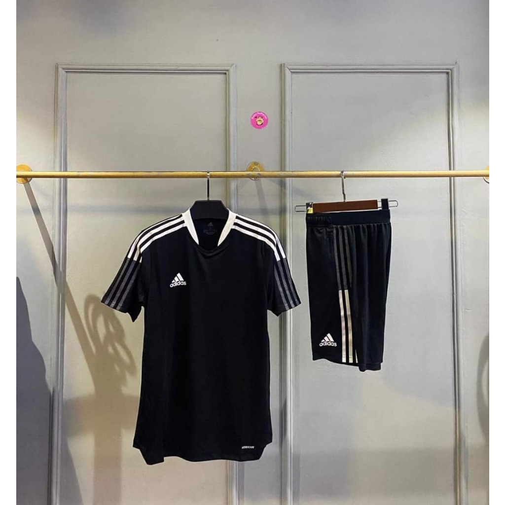 Bộ quần áo thể thao nam mùa hè ngắn tay chất thun lạnh, co giãn 4 chiều, thoáng mát, năng động.