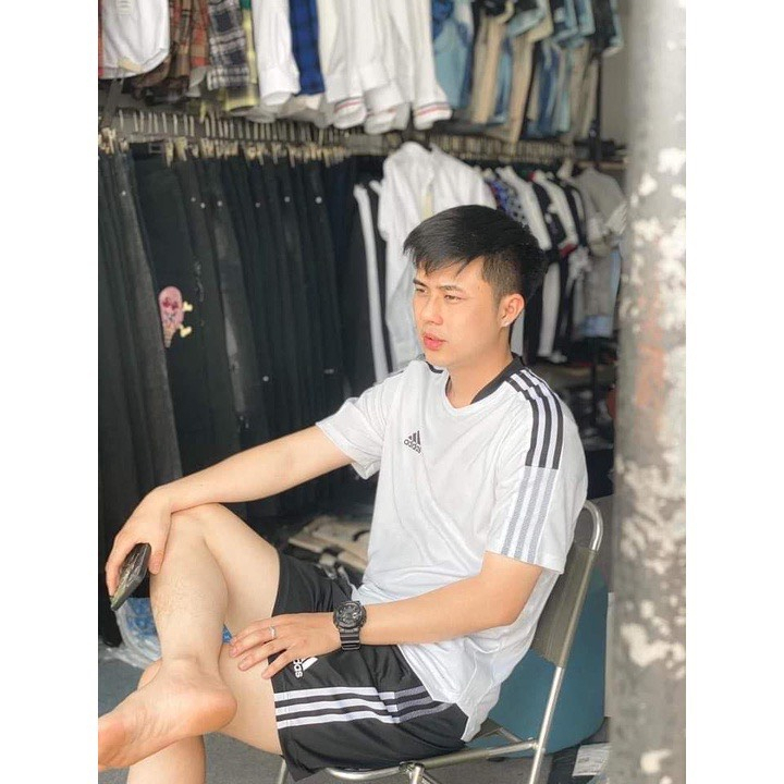 Bộ quần áo thể thao nam mùa hè ngắn tay chất thun lạnh, co giãn 4 chiều, thoáng mát, năng động.