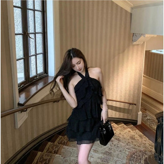 đầm midi cổ yếm bèo tầng