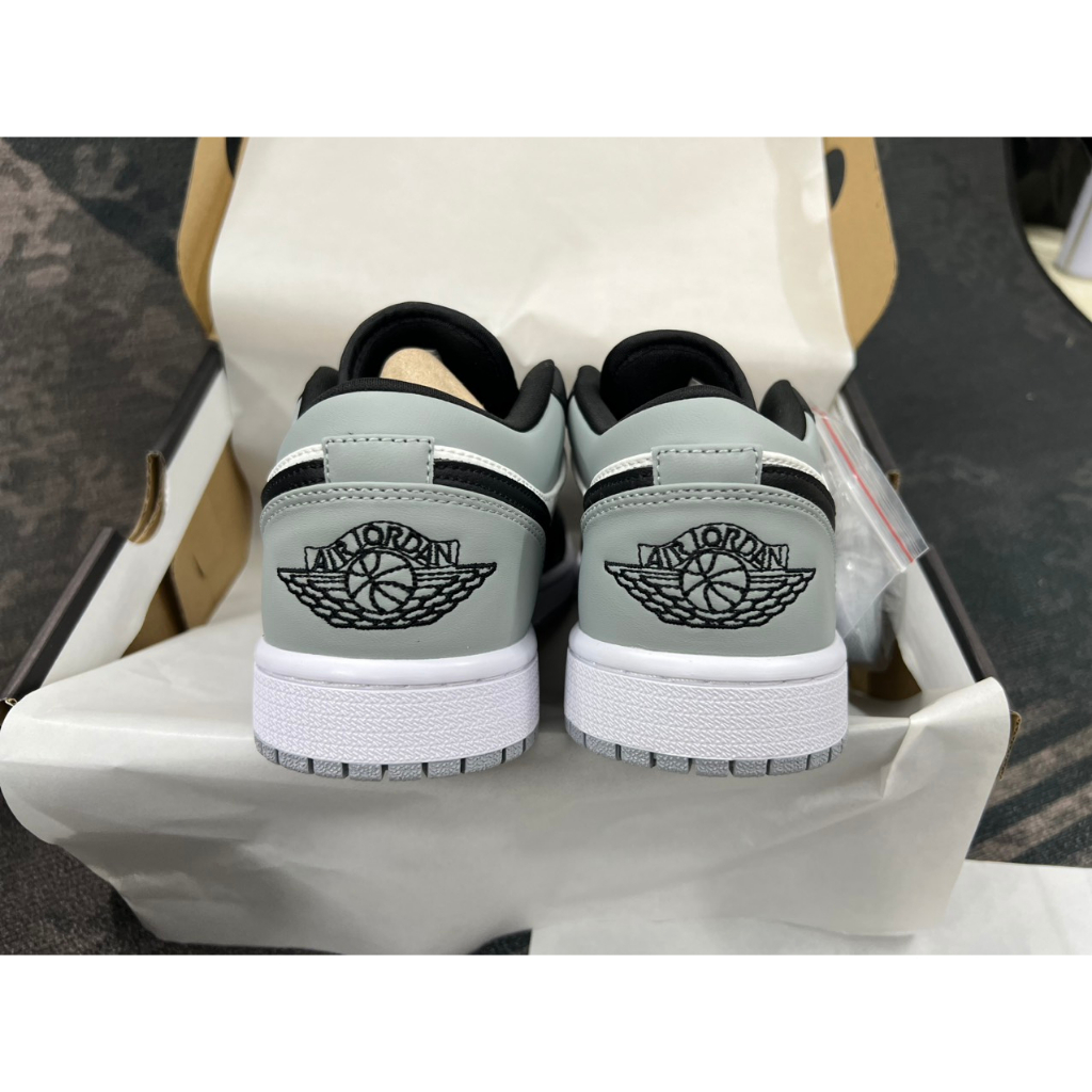 Jordan 1 Low Smoke Grey  V4  Jd Thấp Xám Trắng Cao Cấp Nhất