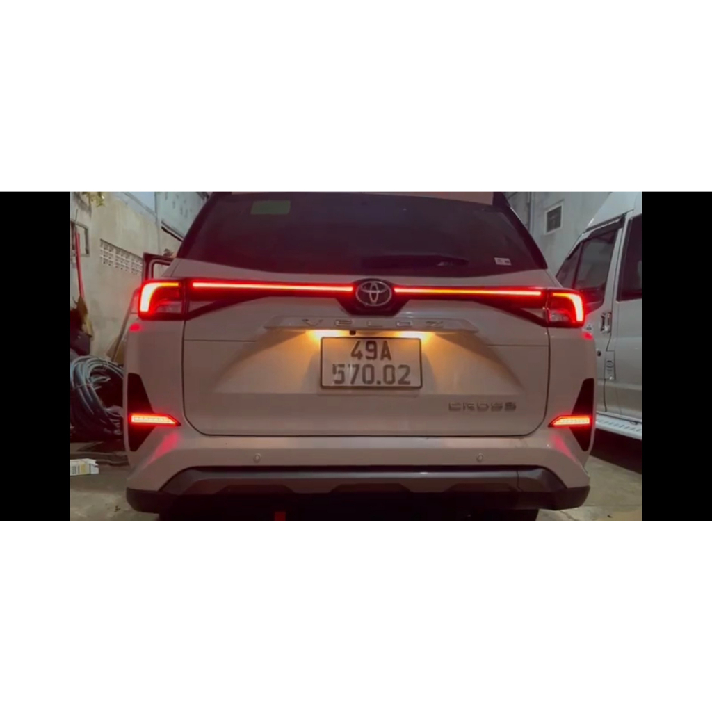 Led gầm trước và sau xe Toyota Veloz 2021-2023, 2 chế độ led và xi nhan