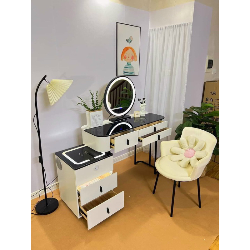 Bàn trang điểm T90 Phòng Ngủ Thông Minh Cao Cấp hiện đại ,Gương Cảm ứng, Sạc không dây, Loa Bluetooth, Đèn Led 3 màu