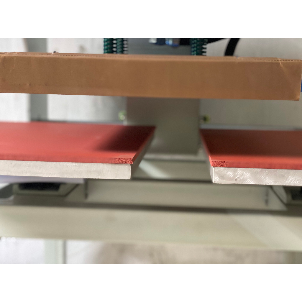 ✅SILICON CHỊU NHIỆT✅ Tấm Silicon chịu nhiệt khổ 15x15cm màu đỏ dày 8mm/ Cao su chịu nhiệt khổ 15x15cm