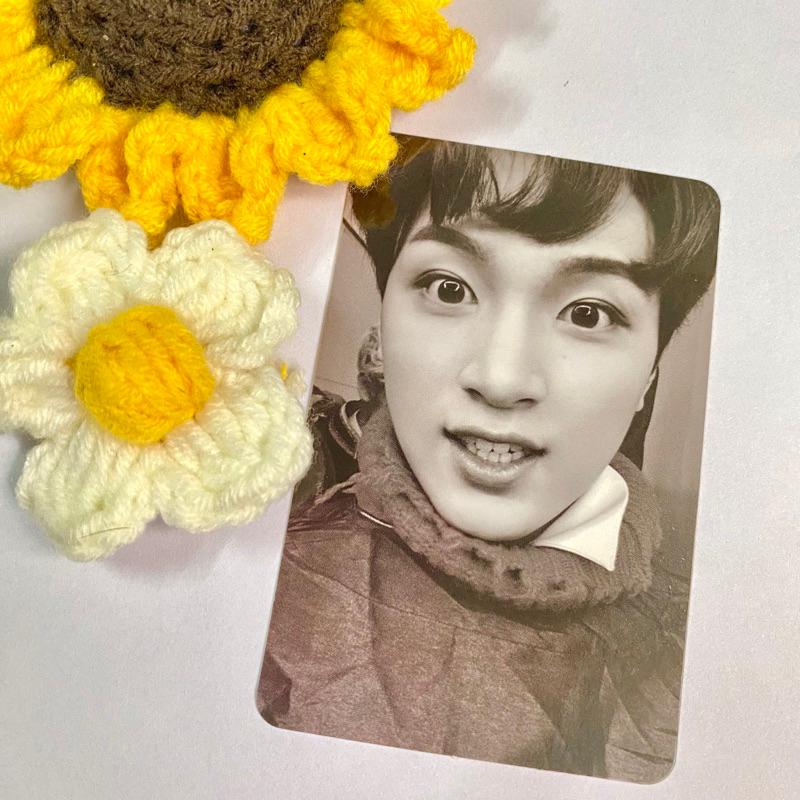 Thẻ ảnh card Haechan selfie album NCT Dream The First - Có sẵn