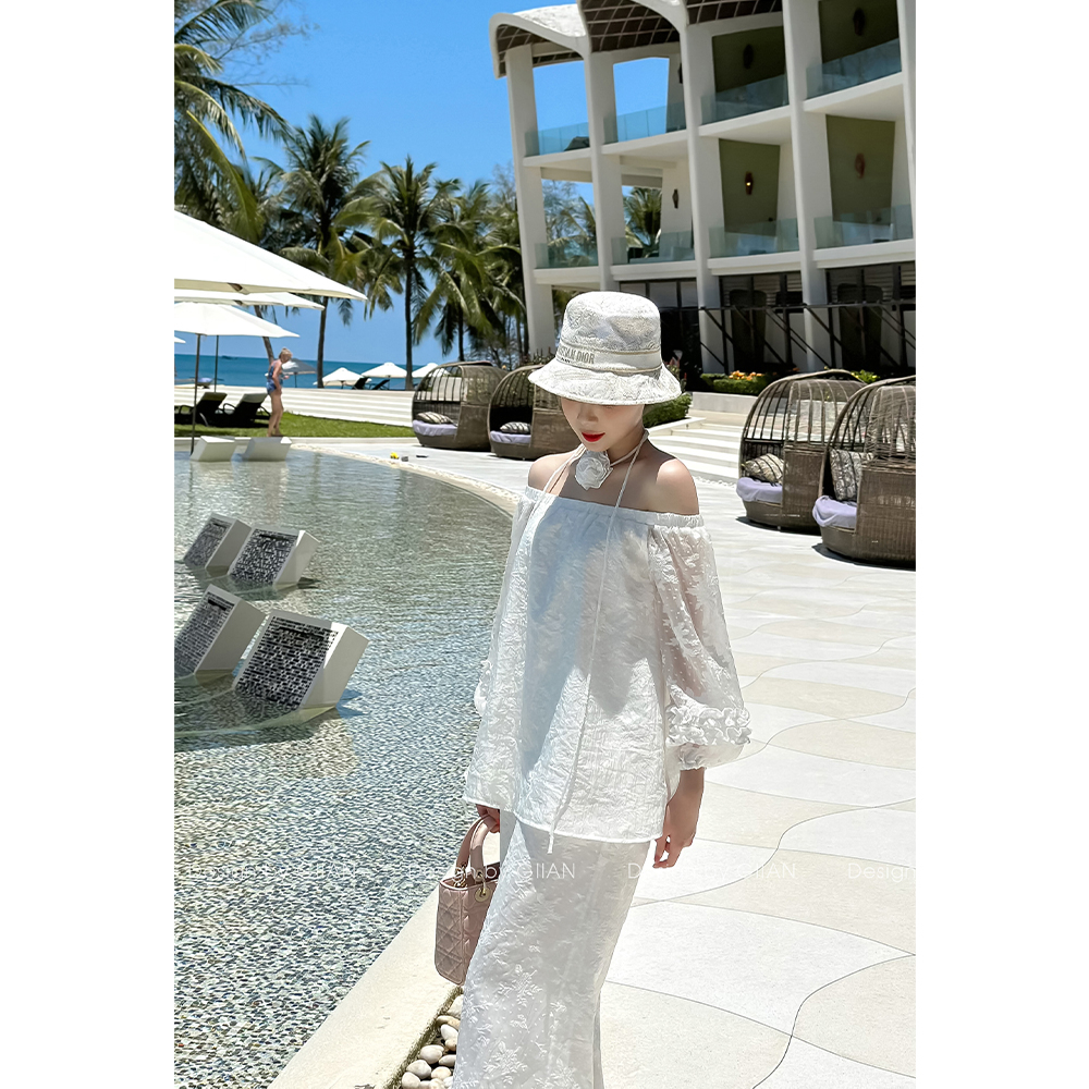 Set đi biển nữ 2 món resort áo hoa trễ vai tay bồng phối quần dài suông tơ hoa ép -  AO0177 QU0127