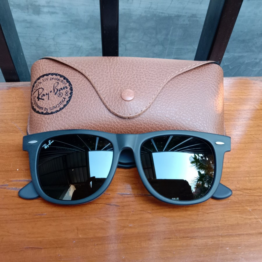 KÍNH RAYBAN ITALY HÀNG CHÍNH HÃNG ĐÃ QUA SỬ DỤNG. TRÒNG THỦY TINH CHỐNG UV. THỜI TRANG DÀNH CHO CẢ NAM VÀ NỮ