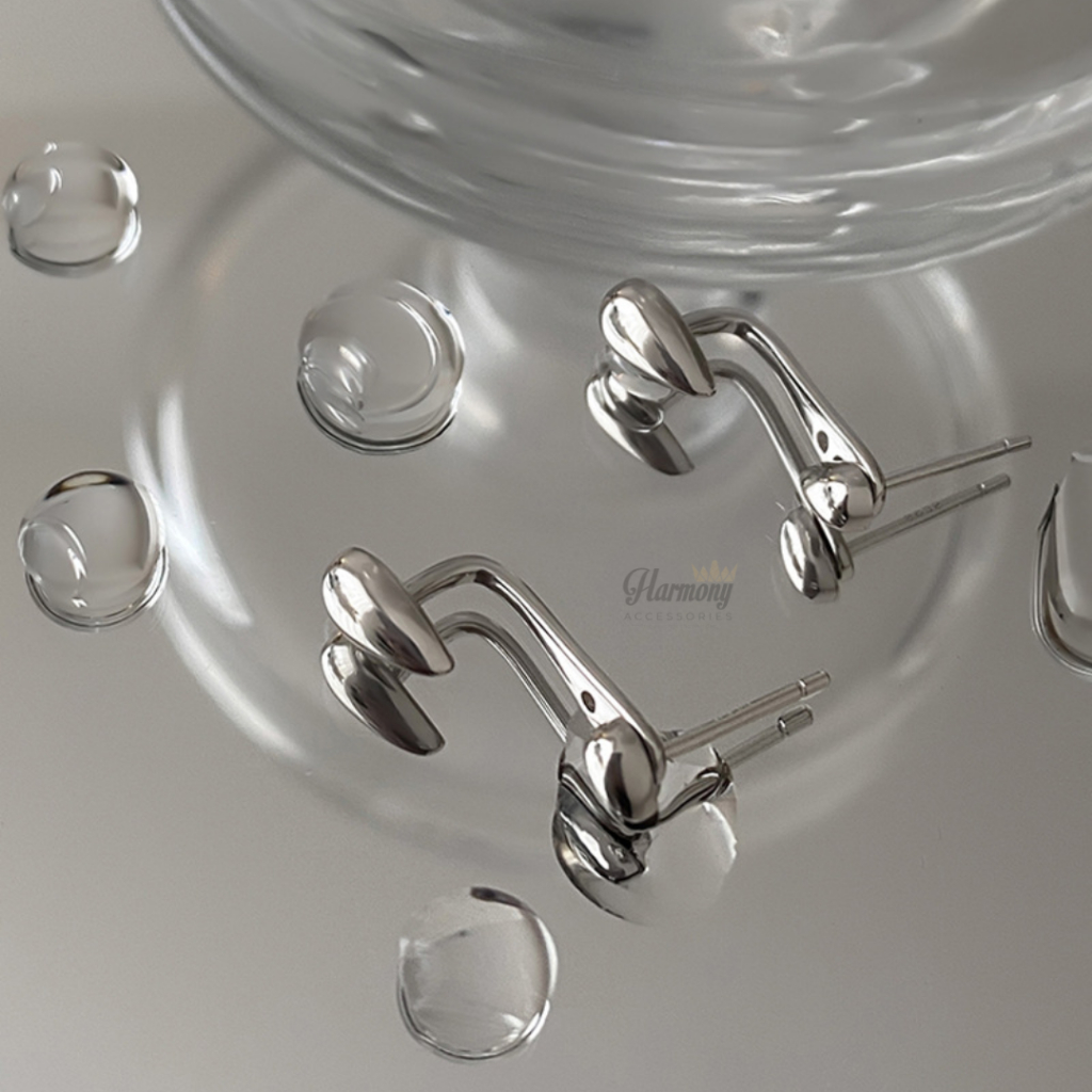 Khuyên tai bạc bông nữ hình giọt lệ khác lạ, xinh xắn, sang chảnh | HARMONY ACCESSORIES K166