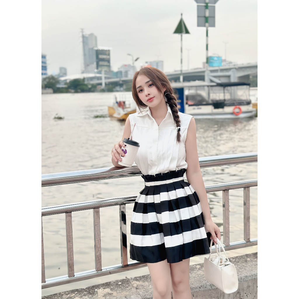 SÉT ÁO SÁT NÁCH + CHÂN VÁY SỌC - QA04316